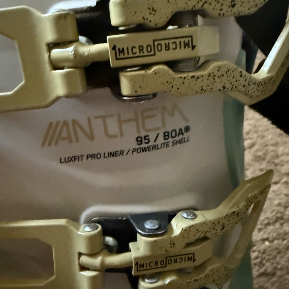 2026 K2 23.5 Anthem 95 BOA Ski Boot Shell - Cream and White